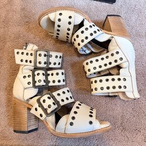 Freebird Blake white leather strappy heel sandal size 10